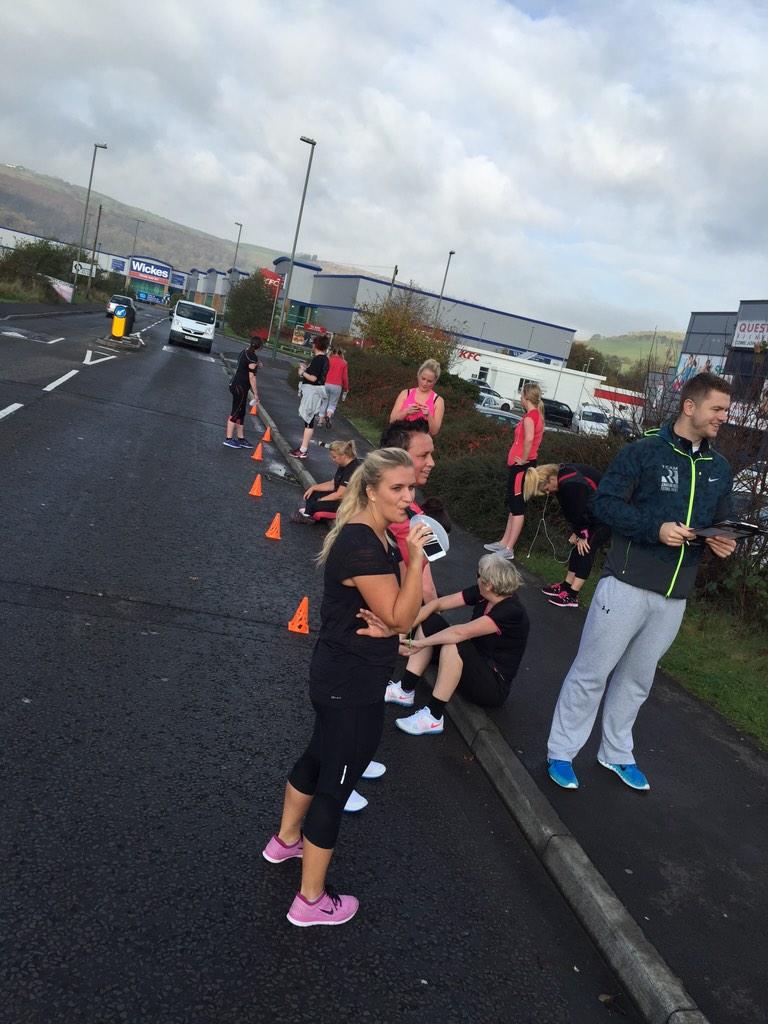 CaerphillyRun's tweet photo. Back to training Sunday -9am advanced 5.2km timed lap, 10am All abilities 3.8km timed lap-£3pp @QuestFit1 http://t.co/JJr9PVpvzF