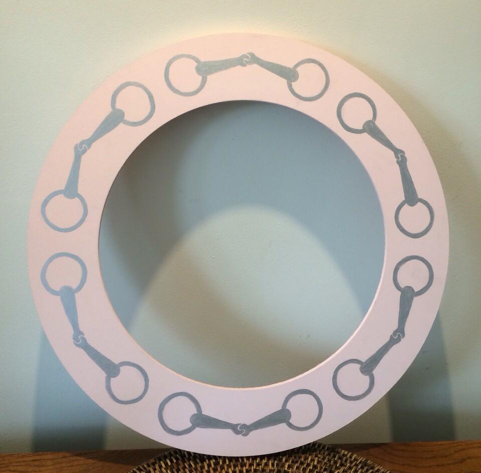 tinitigerkids's tweet photo. Painting mirror frame's ready for @PresentsGalore #snaffles #horses #Christmas #handpainted #interiordesign #kids http://t.co/sXlqSQalvg