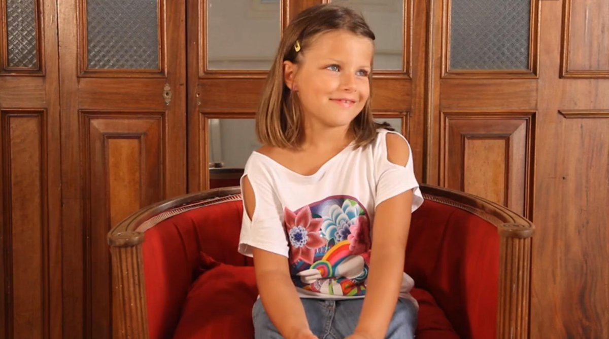 lesinrocks's tweet photo. "Je suis Louie" : le court métrage qui prouve que la vérité sort de la bouche des enfants http://t.co/7bcc07SAml http://t.co/4u4c3Xwz7G