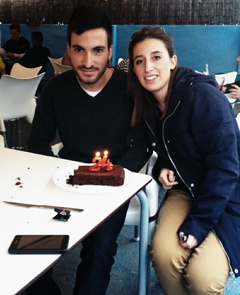 macakuki's tweet photo. Bonito cumple @LaBalaVera ! Gracias a todos! http://t.co/1k0hP6BFK7
