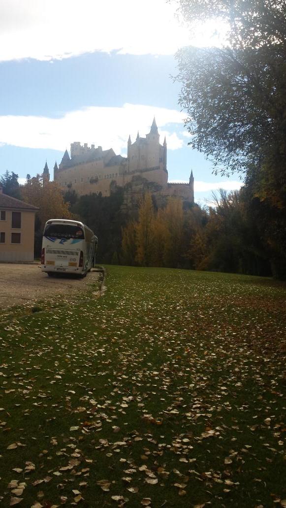 encarni_11's tweet photo. Mañana de sport con @SandriiXu y @Esther_ag90 :) http://t.co/ZBcGEjt3UQ