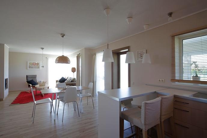 Skaista māja Ādažos: bit.ly/11seKw3