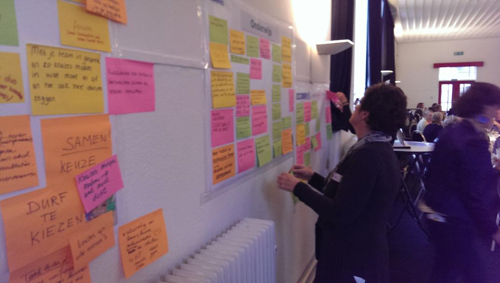 rob_welling's tweet photo. #skovv2020 Giga veel ideeën met elkaar verzameld. http://t.co/HDAqbHXDzi