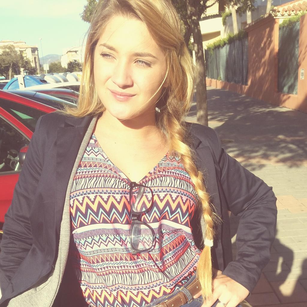 marinalohe's tweet photo. Vivir y dejar vivir ese es el secreto para ser feliz!! #cadadiamaspensativa😕 http://t.co/bVBBEAQqo8
