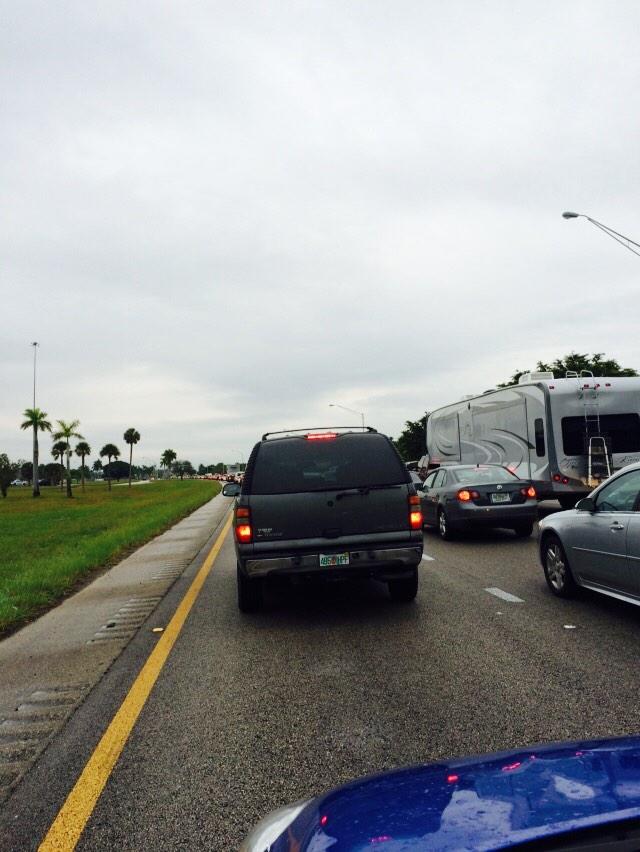 drive_express's tweet image. Goodmorning my friends.
This morning the northbound turnpike is a slow crawl.
Give yourself 30 minutes to compensate.