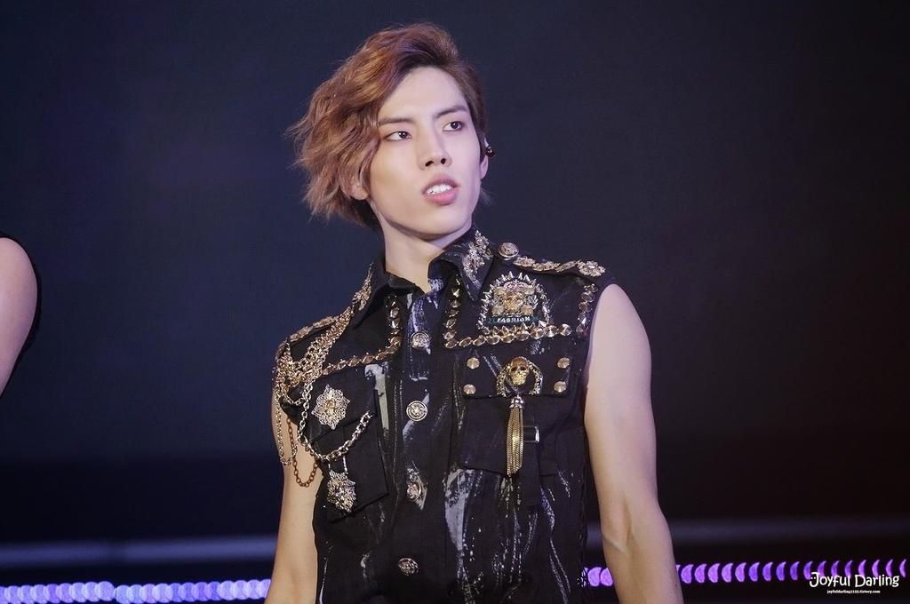 dwtop_b's tweet photo. 잘생김이 너무해 https://t.co/JlmLRPBDti