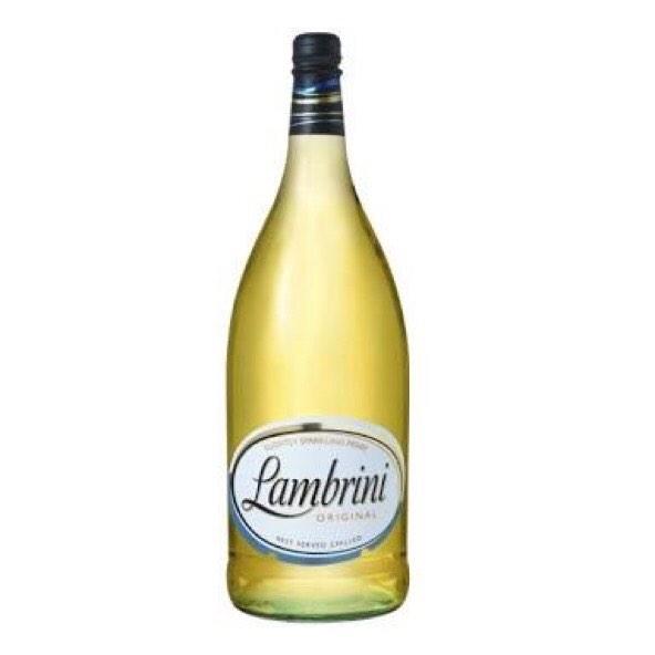 VineCIips's tweet photo. Girls night out starter pack http://t.co/cWWzgpLRvu