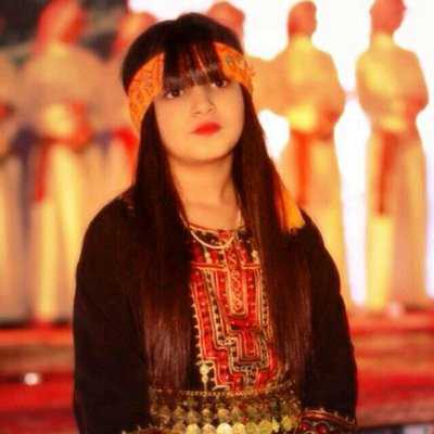 soso_alasirii's tweet photo. : جيتك بَ عشق الجنوب ووَ ععلوُم جدّاني 
  مَ اخون حبّك وَ انا عروقي ~ 
  جنوبيه♡~" http://t.co/RUd6tLzNBN