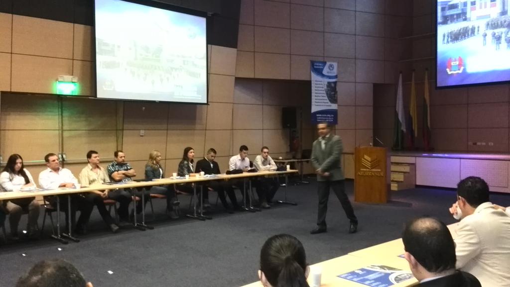 camaraaburrasur's tweet photo. Encuentro de Encadenamiento @Cetad_FAC y @ccaburrasur http://t.co/S7JlvWYUM5