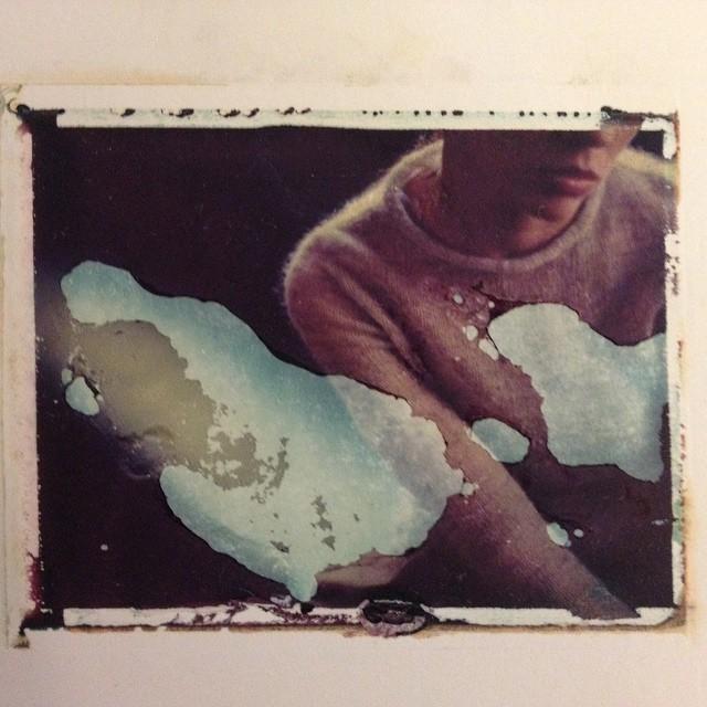 HolisticSpaces's tweet image. #Polaroid transfer circa #1999 #nofilter #polaroidtransfer #fuzzysweater ift.tt/1vOcBao