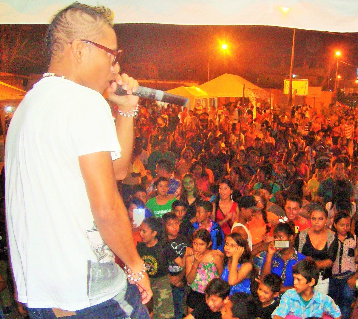MEMOYANDY's tweet photo. MEMO Y ANDY BIEN ACTIVADO http://t.co/T9rRULqOcC