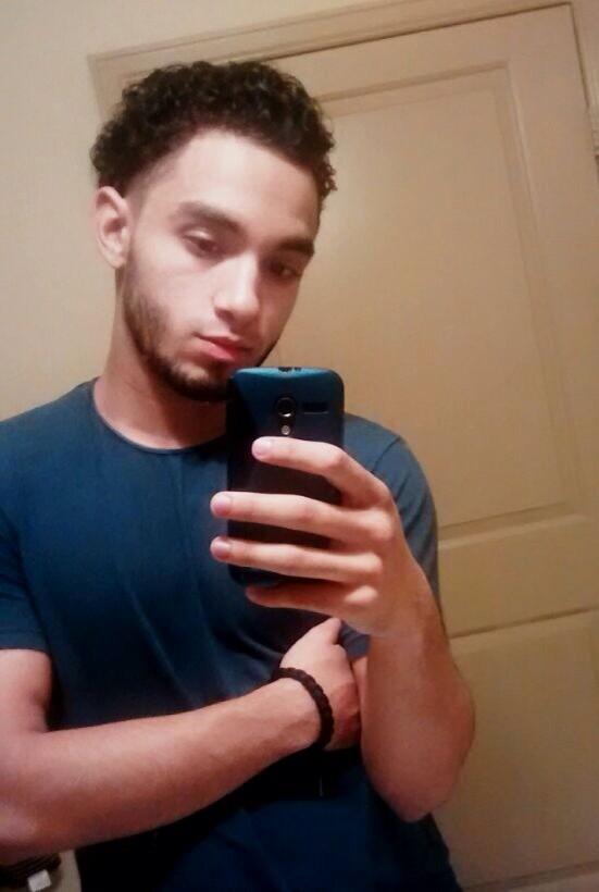 _Feelingdizzy_'s tweet photo. 💈✂ http://t.co/Wa8Itqi8Cv
