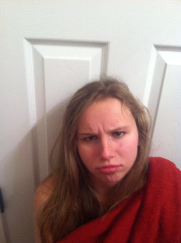almightyneck24's tweet photo. Wcw❤️❤️❤️ she's such a ten! I love you babe😁😘 http://t.co/9oye8dcRJ2
