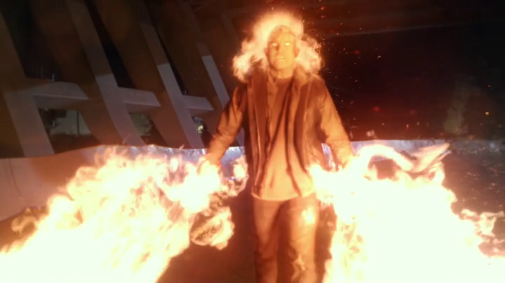 iamnelvz's tweet photo. I know @RobbieAmell is HOT. 😉😉😉 #Firestorm #TheFlashvsArrow #TheFlash http://t.co/KJkoiONTFx
