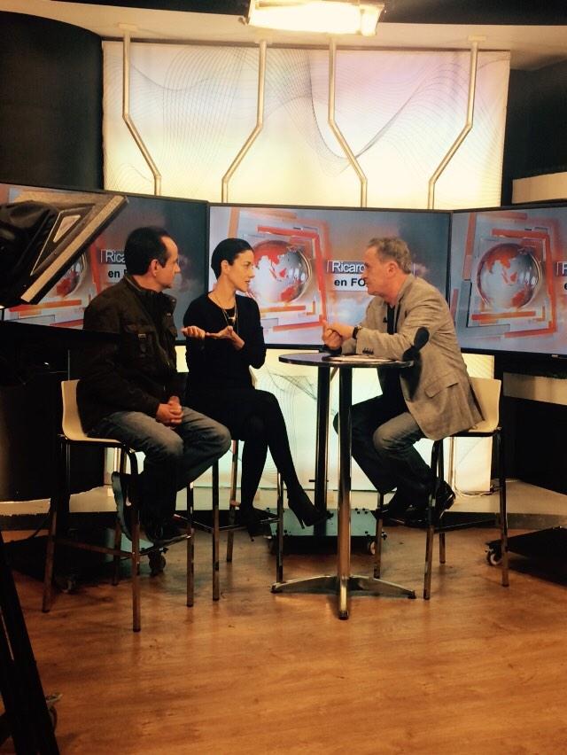 RicardoRocha_MX's tweet photo. Bajo reserva en @CentralChopin con @CeciliaSuarezOF y #AlvaroGuerrero, esta noche 20:00 HRS,121 de Cable y Sky. http://t.co/qK6ys0egZL