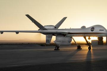 Our SCIFlI team! MT <a href="/SPACEdotcom/">SPACE.com</a>: Drones and Planes Will Live-Track <a href="/NASA_Orion/">Orion Spacecraft</a> Launch oak.ctx.ly/r/24wmx ”