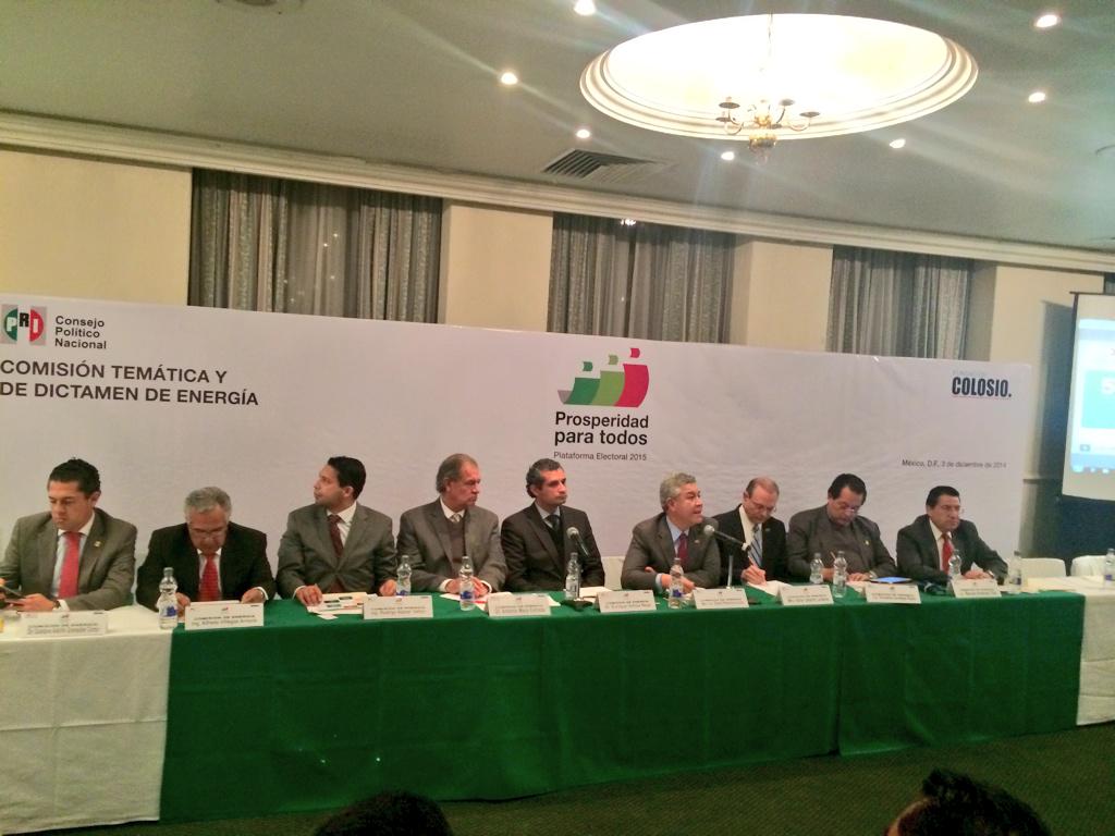 PlataformaPRI15's tweet photo. Se está llevando a cabo la Comisión Temática #ProsperidadParaTodos sobre Energía http://t.co/HnKNnonYIB