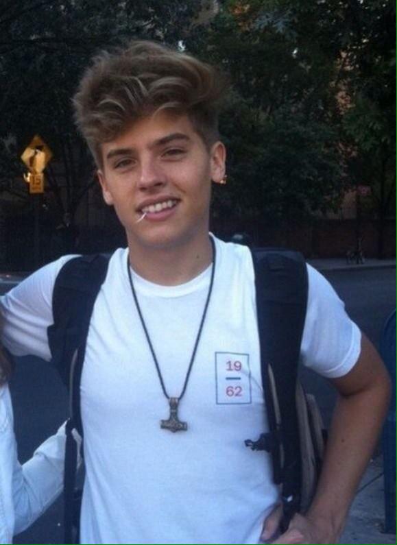 biteblue's tweet image. would fuck