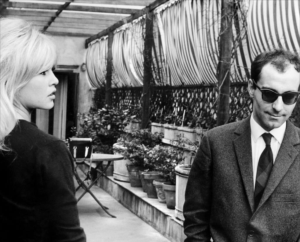 Happy Birthday to French auteur director Jean-Luc Godard, seen here with Brigitte Bardot in 1963. 