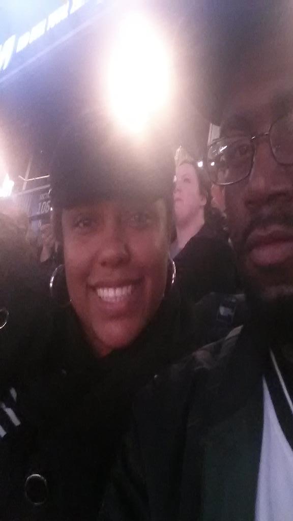 DJPeriod's tweet photo. #Nets1203
Me and my sugar #netsvsspurs http://t.co/mQLXiggwsy