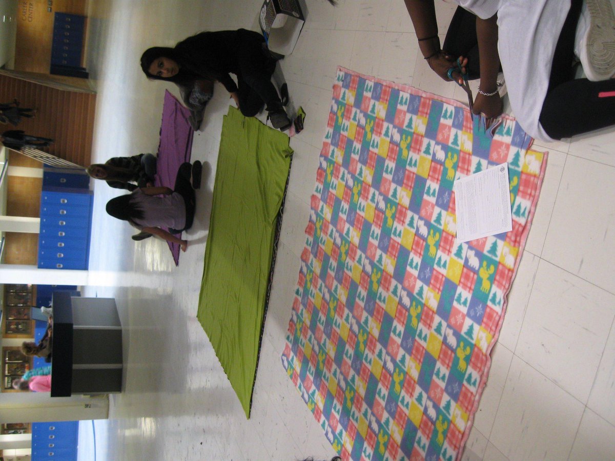 CPHSLeoClub's tweet photo. Leo Club makes tie blankets to donate to Alexandra House - a shelter for women of domestic abuse http://t.co/tLniKOk4Gj