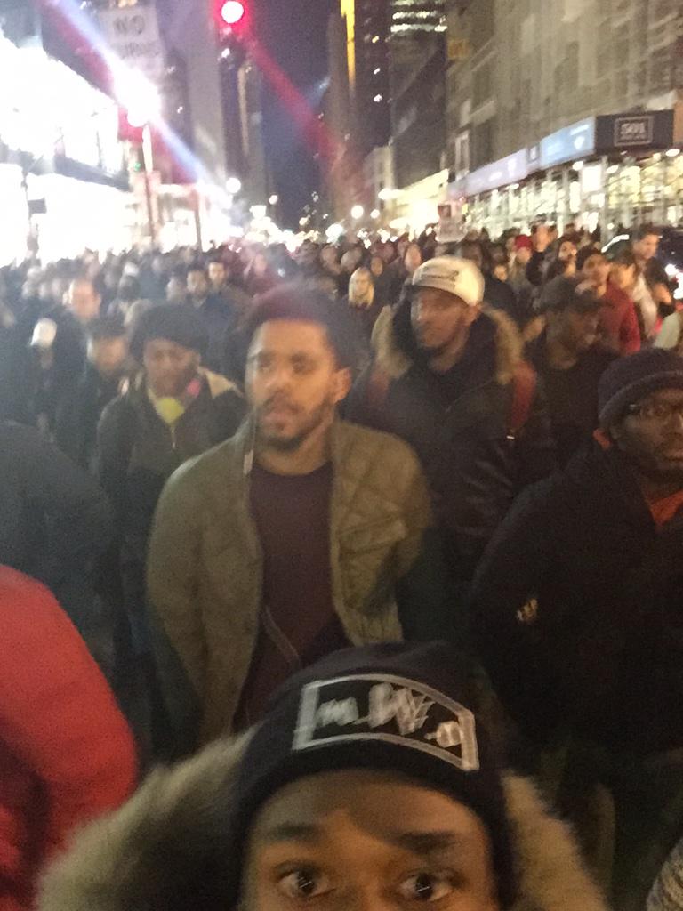 J Cole Protesting in New York B3-xq_BCEAEz1Ph