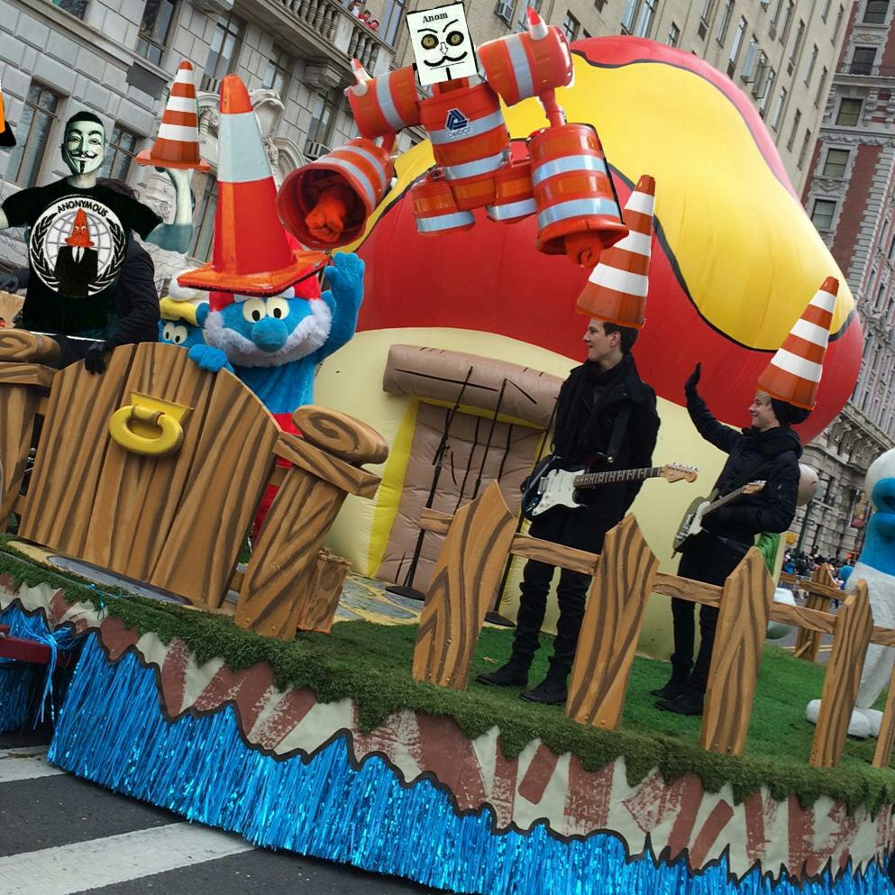 YourAnonCones's tweet photo. LOL @Weelittlefishy @Mainewatching @KuKluxKlanUSA http://t.co/sB4evVJMGe