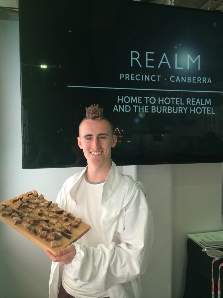 CalledKeeper's tweet image. #pco14 Ready to share the @HotelRealm honey! #honey