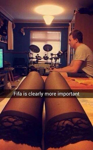 MarcelVReyes's tweet photo. "@Gaming_Posts: Always http://t.co/CntTAKg2sI"wrong lol