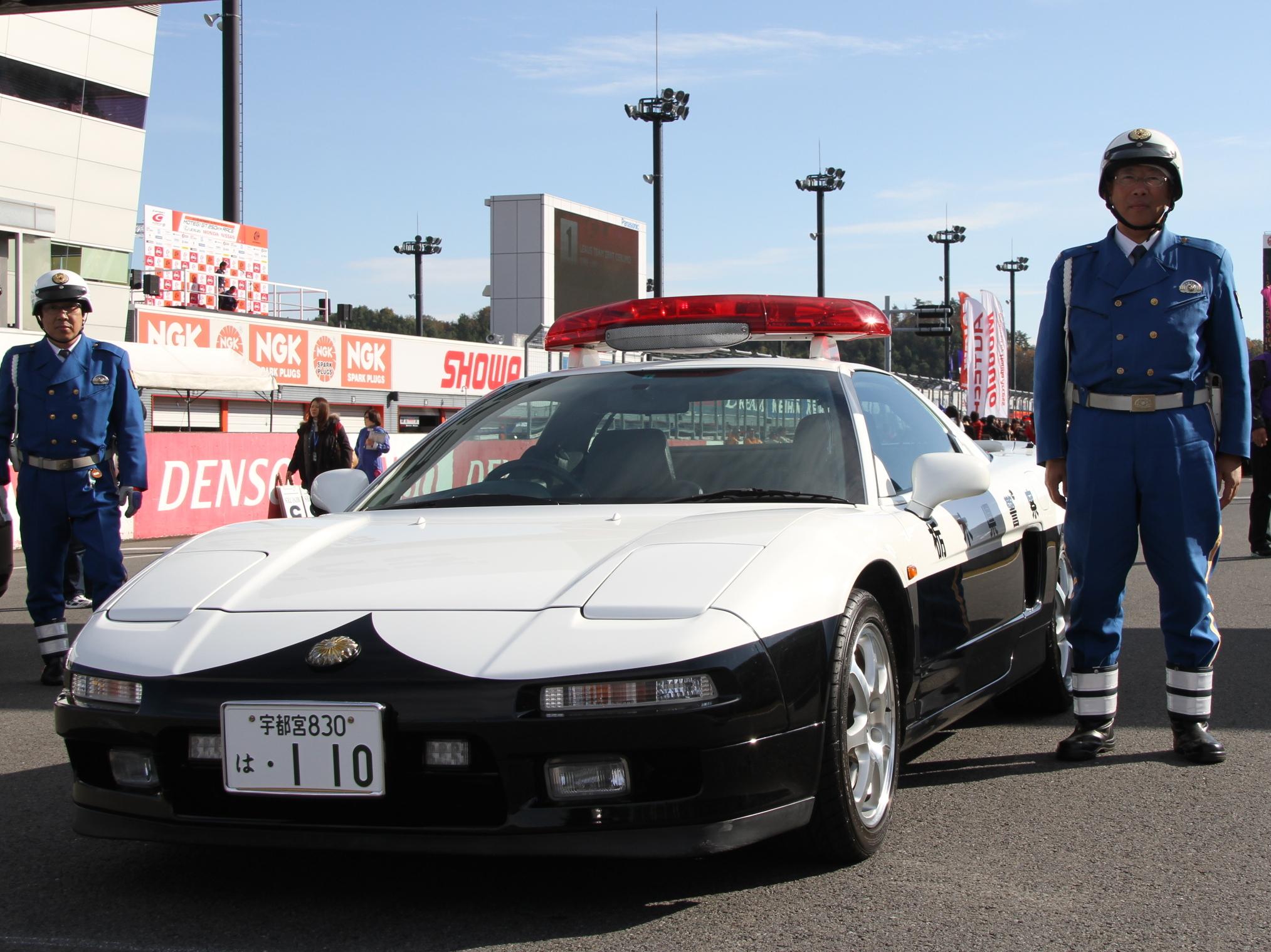 Honda 本田技研工業 株 ツインリンクもてぎに ひときわ目を引くクルマが Nsxのパトカーがあるなんて ご存知でしたか ナンバーも 110 番なんて 分かりやすい Http T Co Tj7ss8itdo Twitter