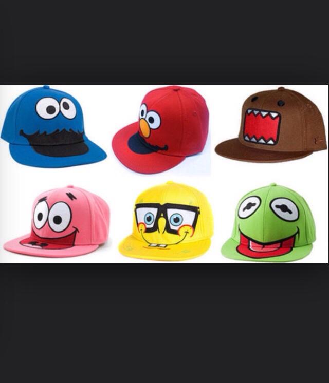 DirtyDingo_'s tweet image. @d_socha yeah I got every color to match all my hats #swag #2fye