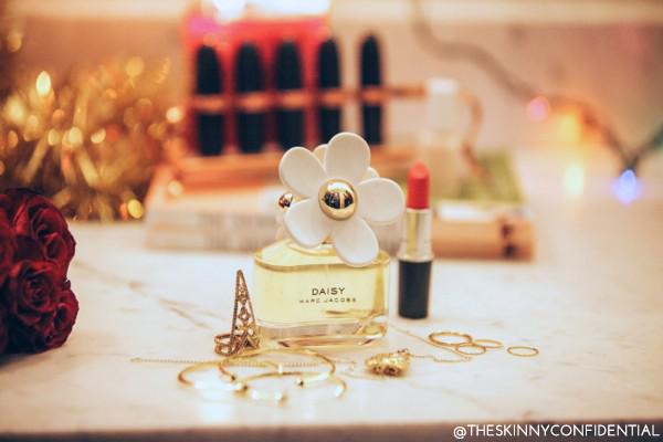 laurynbosstick's tweet photo. #mjdaisychain &amp; a little @ShopVanDeVort jewels: http://t.co/Kxrp4Nap0k http://t.co/3U4cnNHFZ9