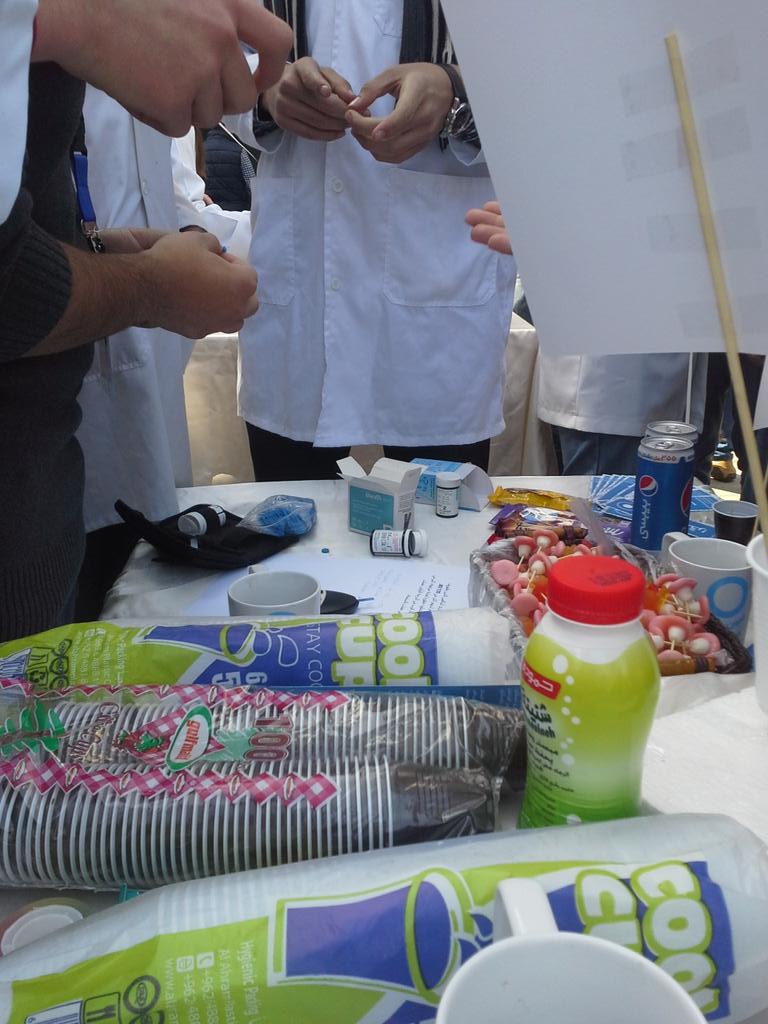 JuUnion_Med's tweet photo. #بدون_سكّر ! 
معلومة + ضيافة  :)) http://t.co/BCCT4SAq0i
