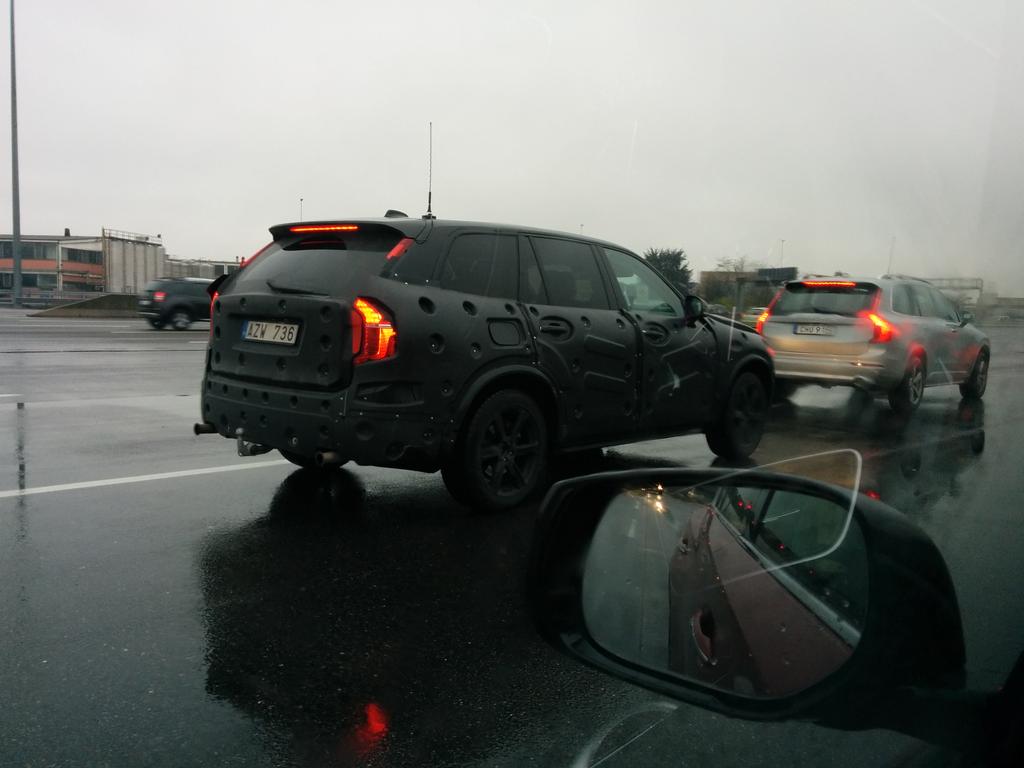 B316hTlIcAAuk_D.jpg:large