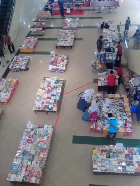 Pameran Akhir Tahun......
Grab it fast tweeps.   ;p