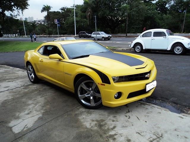 mascaration's tweet image. Juntei muito dinheiro pra compra esse carro. mas poha branco suja muito...