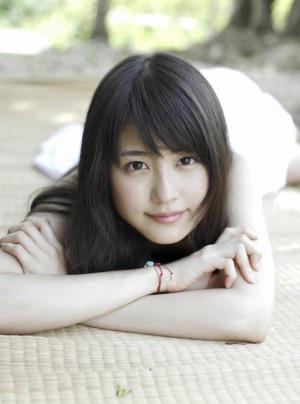 ヘアースタイル図鑑 髪型 ストレートロング 髪色 ナチュラルブラック 特徴 有村架純スタイル T Co Podtl9ylnw ヘアースタイル図鑑 髪型 ストレートロング 髪色 ナチュラルブラック 特徴 有村架純スタイル T Co Podtl9ylnw