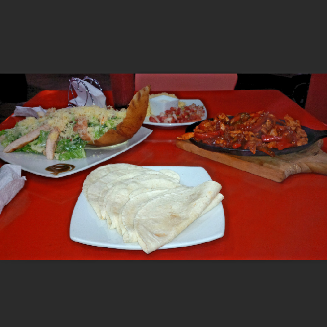JsMontesDeOca's tweet photo. Buena comida en @Mulato_Rest  #like #excelente #tipotranquilo #N http://t.co/YhPoI5ZzCP