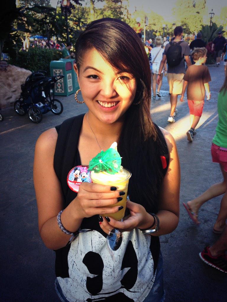 xxtiiine's tweet image. Favourite #Disney memories! #pineapplefloat #reminiscing  🍍🍦😛 @AlexHundredz