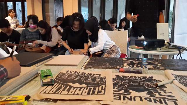 "<a href="/justAlibrary/">Just Library</a>: <a href="/Vanillacrb21/">VANILLA CAFE & RESTO</a> nih nih "