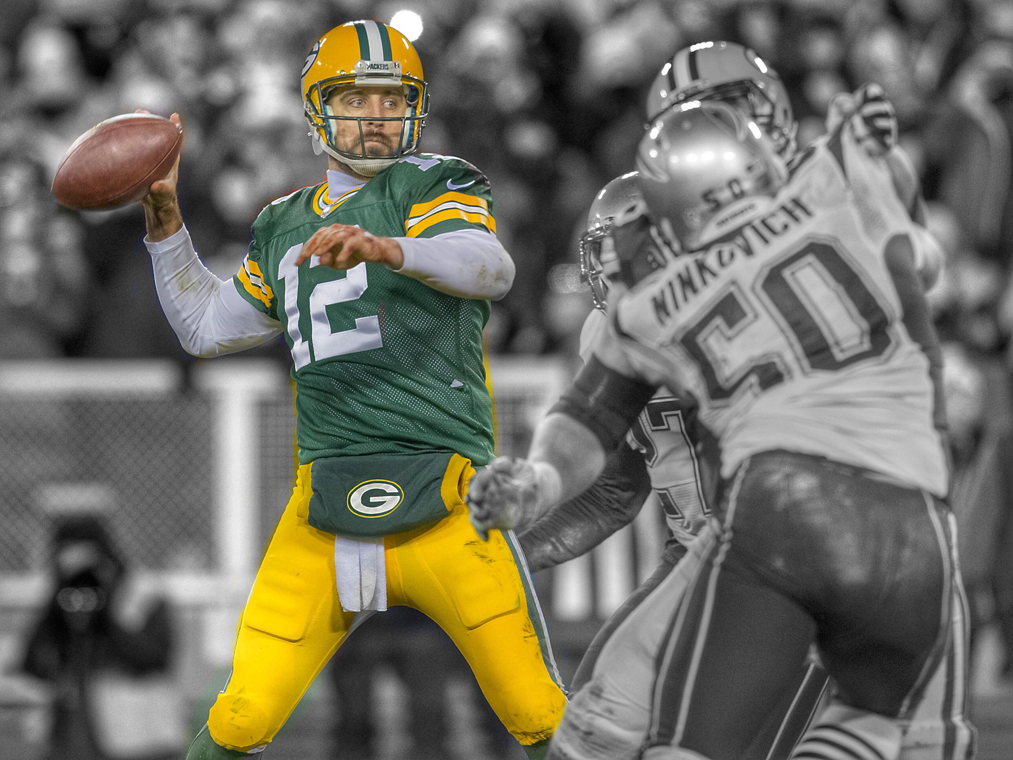 Happy 31st birthday to Packers QB Aaron Rodgers. 

He has 32 TD and 3 INT this year. 

THREE! 