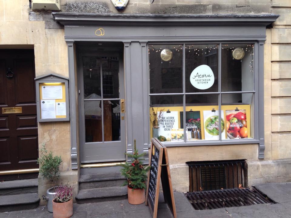 OliveTreeBath's tweet image. #TastyTips from @chriscleghorn - Best One To Watch = @AcornVegetarian 
It serves simple veggie things done well!