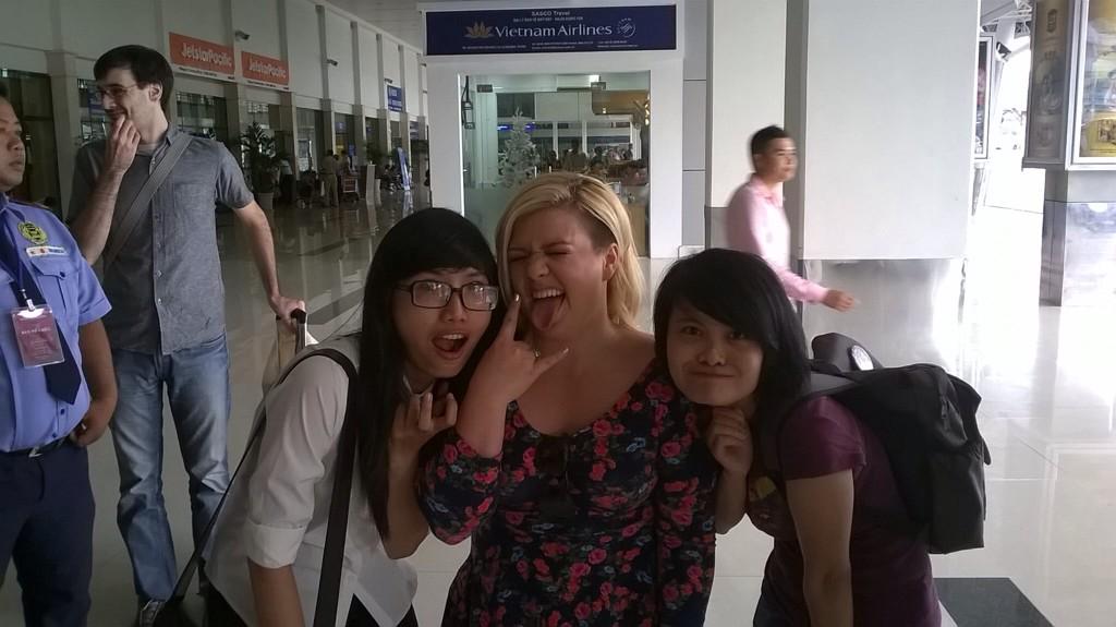 LeCarissa's tweet photo. Thank you sooooo much @kelly_clarkson for making my friend's wildest dreams come true! Le is your biggest fan ever! http://t.co/LHzI96yb4Y