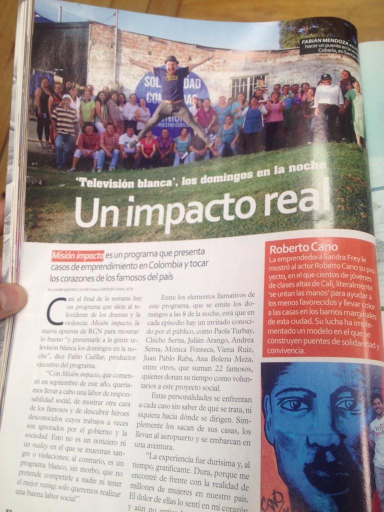 YoSoyColor's tweet photo. (FELICES) Hoy somos #NOTICIA en la revista @TVyNovelasCol #YoSoyColor http://t.co/VgFlXhMdv4