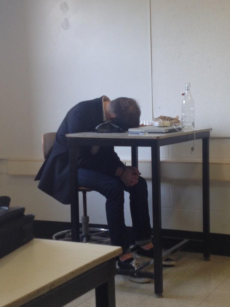 RIT_Sleepers's tweet photo. F I N A L S #amiright #RIT #sleepytigers http://t.co/PFNJe55bSb
