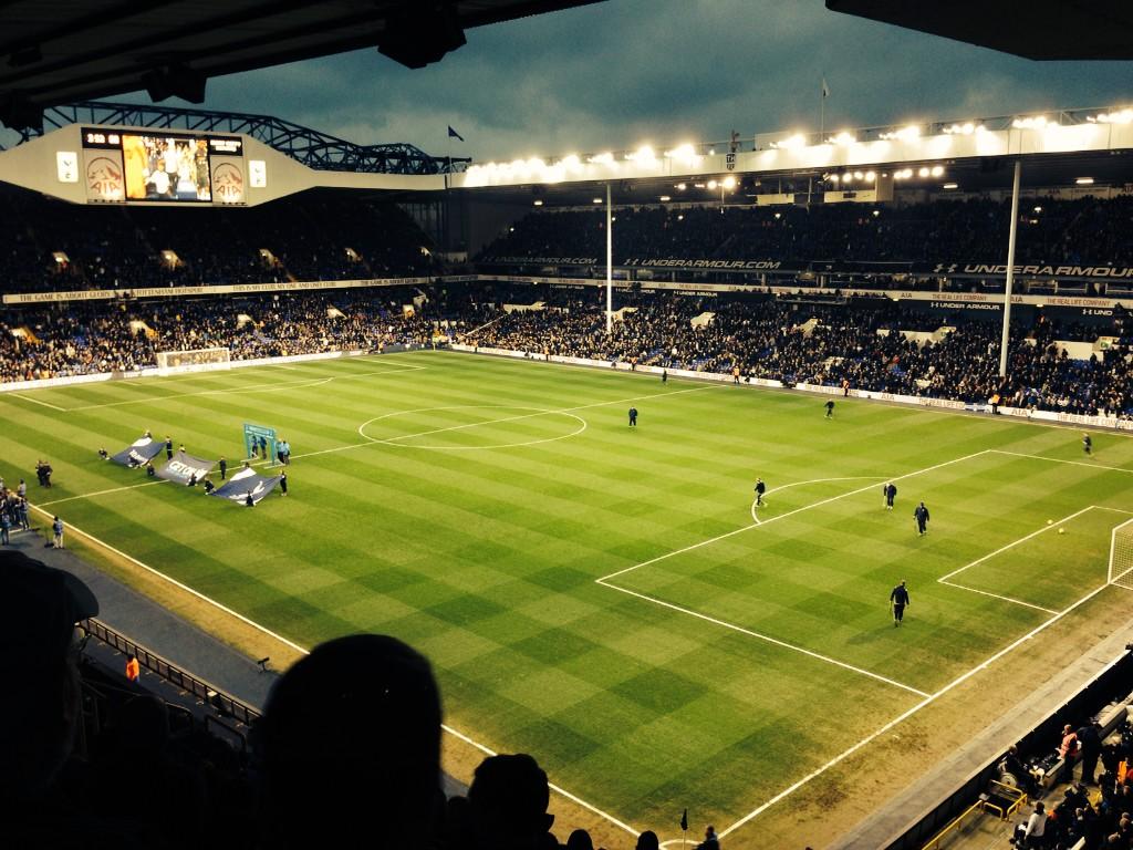 IwanHywel's tweet photo. Spurs v Everton 30/11/14 http://t.co/FscFPfx6QS