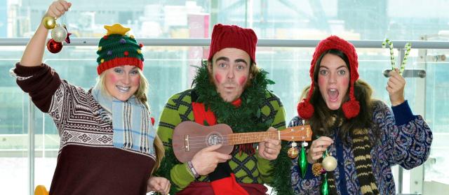 <a href="/MNetSunderland/">Mumsnet Sunderland</a> Santa's Elves'TeaParty Sat bit.ly/1u1GuDs #panto #sunderland #family #xmas