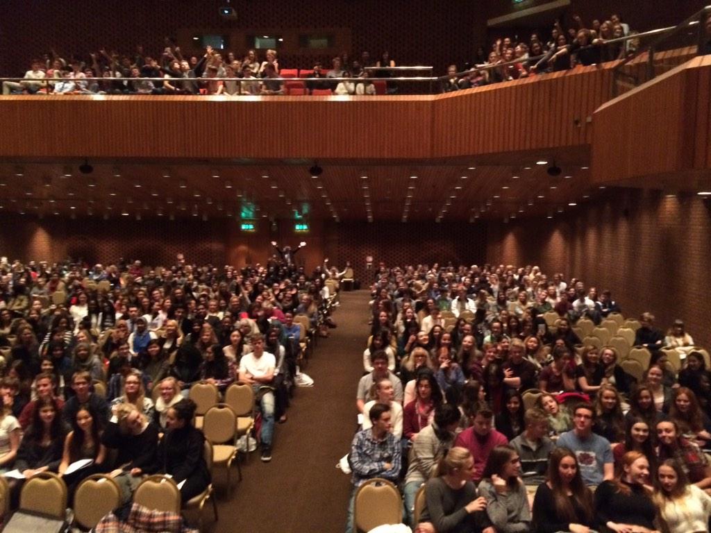 DorothyMiell's tweet image. Huge audience @BPSOfficial #psy4stu conference!