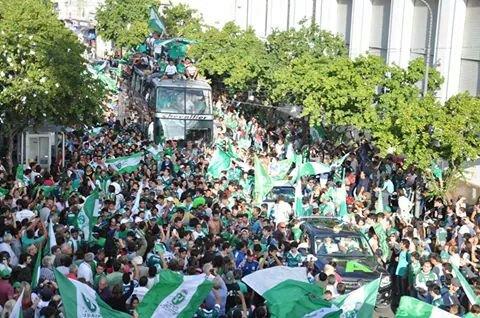 77emma5752's tweet photo. @recondogaston la barra de cemento con sarmiento de junin  una fiesta al llegar a la ciudad vamos somos de primera!!! http://t.co/S8RyQ9Schr