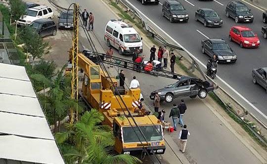 yasalebanon's tweet photo. L.R.C is requesting to urgent accident without asking the injured person his religion- Dbayeh Highway Adnan Merhabi http://t.co/6EGd3rFE7g